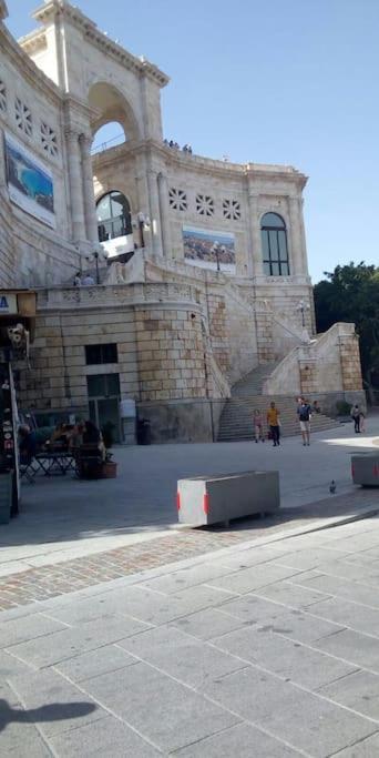 קליארי Camera In Appartamento Al Piano Terra מראה חיצוני תמונה